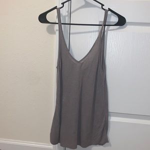 Lululemon tank open back size 4 color light purple